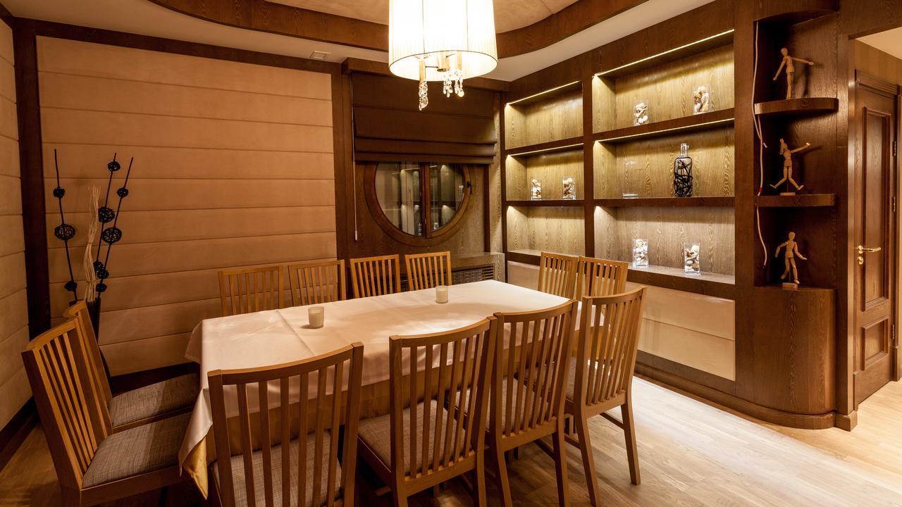 Hotel Monaco Astana Ngoại thất bức ảnh