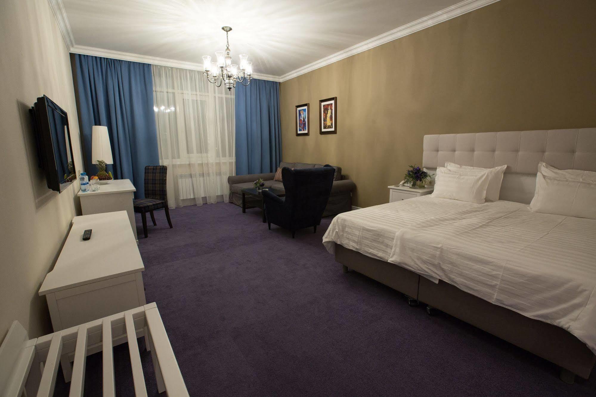 Hotel Monaco Astana Ngoại thất bức ảnh