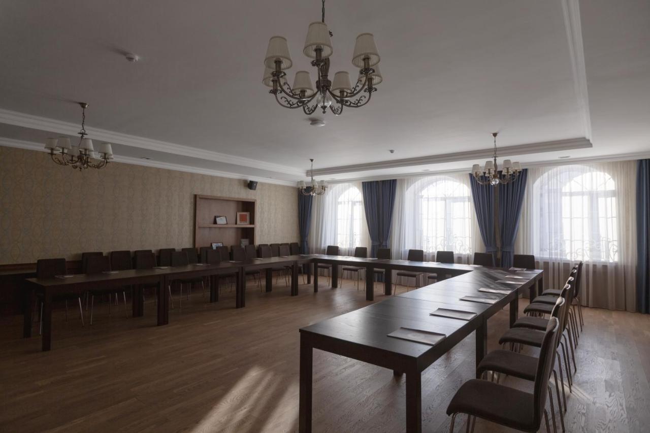 Hotel Monaco Astana Ngoại thất bức ảnh