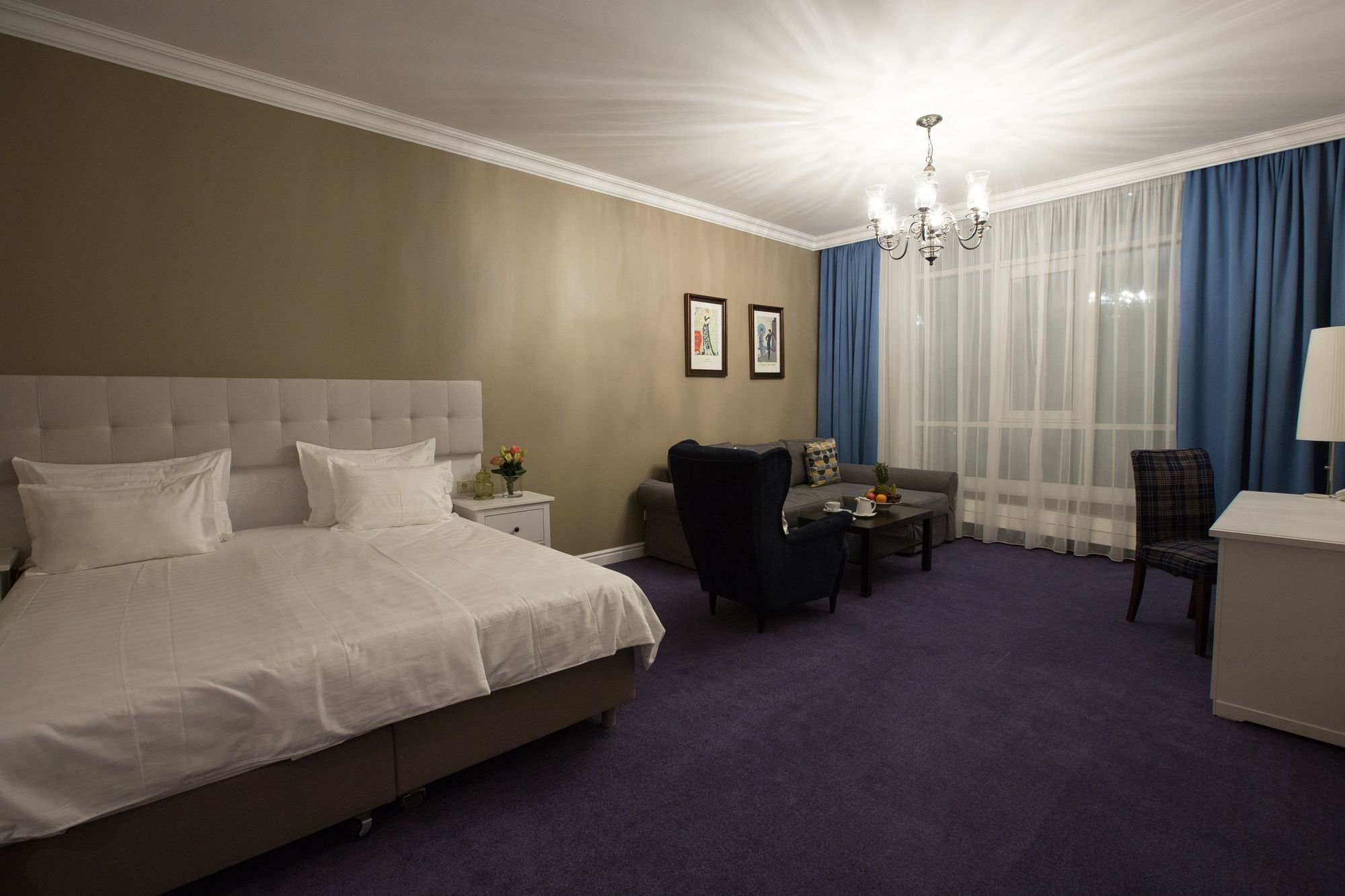 Hotel Monaco Astana Ngoại thất bức ảnh